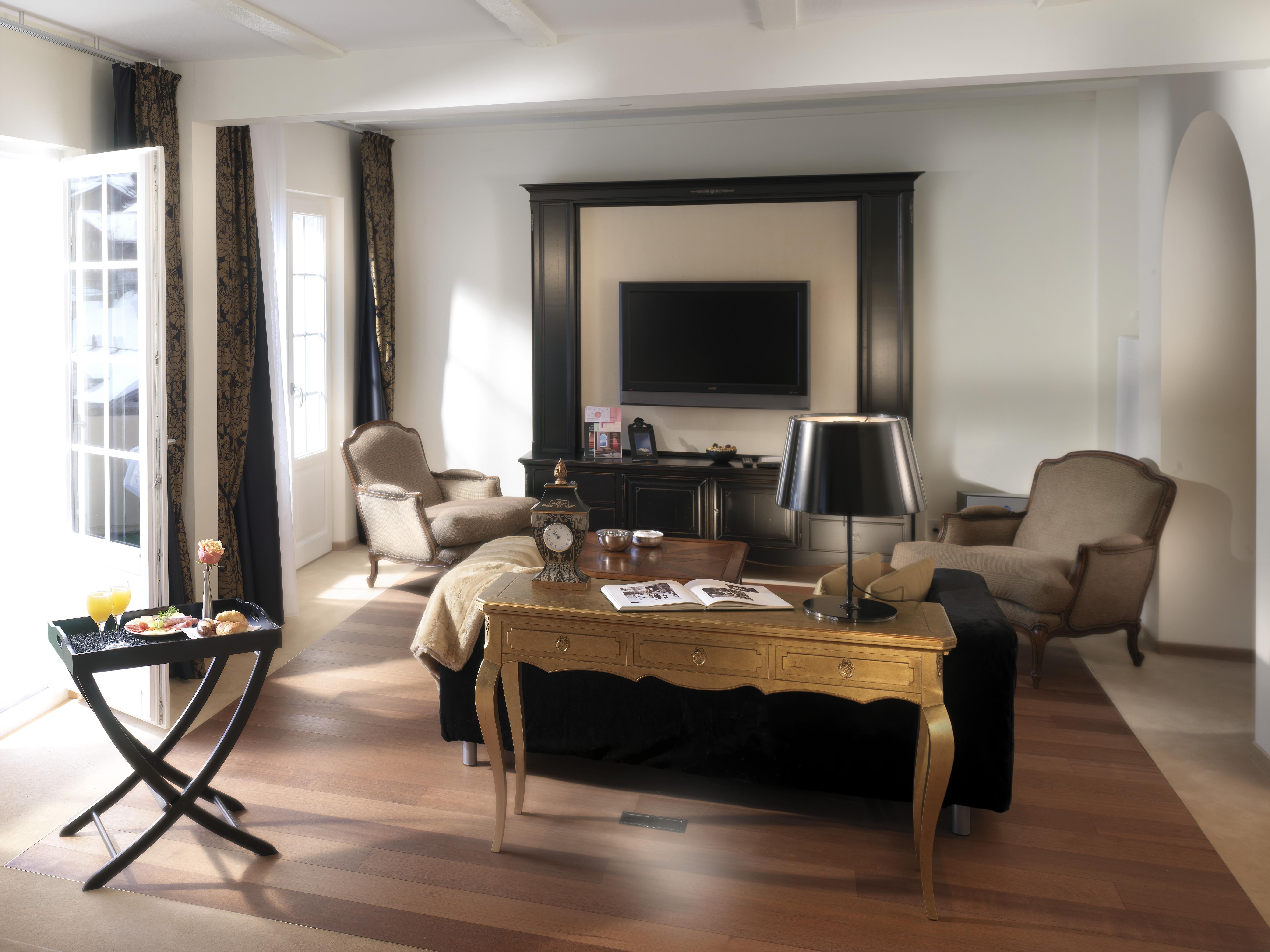 Hotel Regina Wengen Kültér fotó